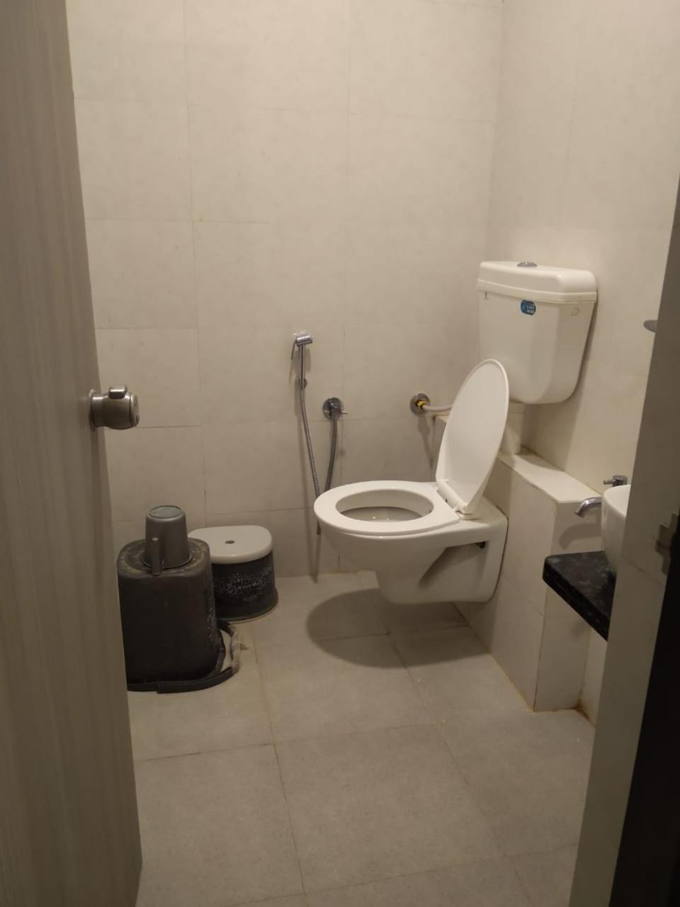Hotel Selfie Inn Ahmedabad Luaran gambar